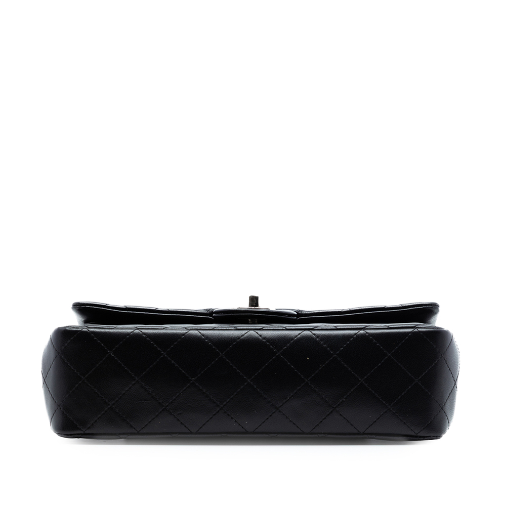 Pre-Loved Chanel Medium Classic Lambskin Double Flap - Picture 3 of 7